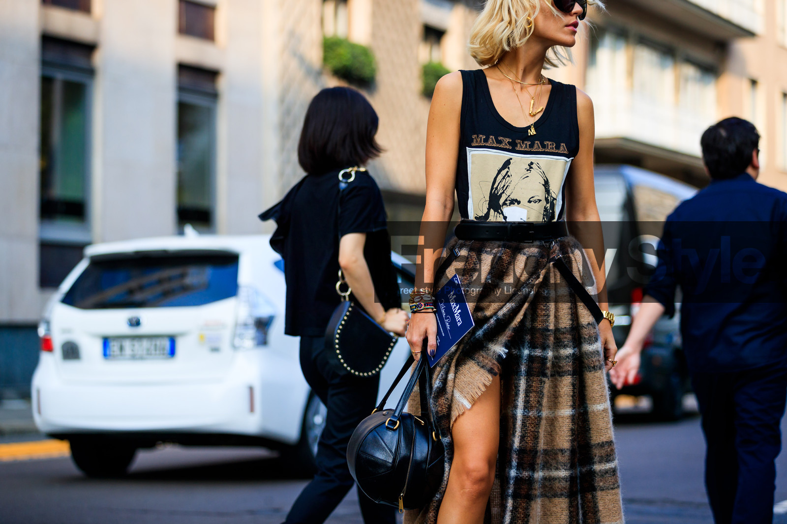 black bag, black belt, black t shirt, brown skirt, checked, graphic skirt, leather bag, leather belt, max mara, necklace, plaid, printed skirt, printed t shirt, sunglasses, tartan, viktoria rader, fashion week, frenchystyle, FW, jonathan paciullo, street style, MFW, MILAN, SPRING SUMMER 2019, SS 19, atmosphere details, horizontal, detail