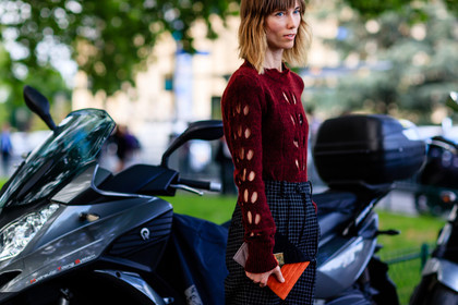 anya ziourova, atmosphere details, AUTUMN WINTER 2016-2017, AW 16-17, checked pants, detail, FALL WINTER 2016-2017, fashion week, frenchystyle, FW, FW 16-17, graphic clutch, graphic pants, HAUTE COUTURE, high waist, horizontal, jonathan paciullo, MENSWEAR, open work, PARIS, PFW, printed clutch, red sweater, street style, suede bag, trousers