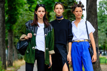 ari westphal, asymetric, atmosphere details, AUTUMN WINTER 2016-2017, AW 16-17, black bag, black denim, black skirt, black sweater, black top, blue bandana, blue pants, denim pants, detail, FALL WINTER 2016-2017, fashion week, frenchystyle, fringes, FW, FW 16-17, green jacket, HAUTE COUTURE, horizontal, jeans, jonathan paciullo, leather backpack, leather bag, leather jacket, MENSWEAR, model, PARIS, PFW, street style, suede jacket, trousers, waleska gorczevski, white shirt, white t shirt, wide pants