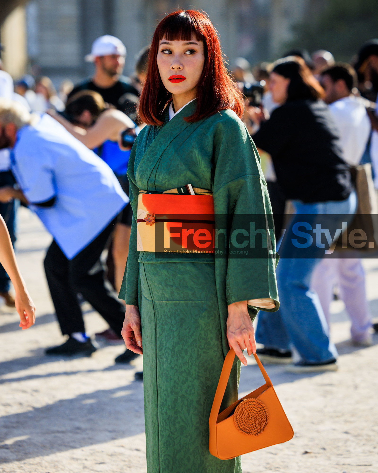PARIS, PFW, fashion week, frenchystyle, FW, jonathan paciullo, street style, SPRING SUMMER 2024, SS 24, vertical, atmosphere details, detail