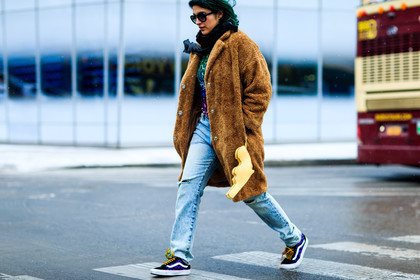 atmosphere details, AUTUMN WINTER 2016-2017, AW 16-17, black sneakers, blue denim, brown coat, brown fur, denim pants, detail, dyed hair, fashion week, frenchystyle, fun bag, fur coat, fur jacket, FW, FW 16-17, gold bag, horizontal, jeans, jonathan paciullo, leather bag, NEW YORK, NYFW, Preetma Singh, sequined top, street style, sunglasses, trousers, vans, woman
