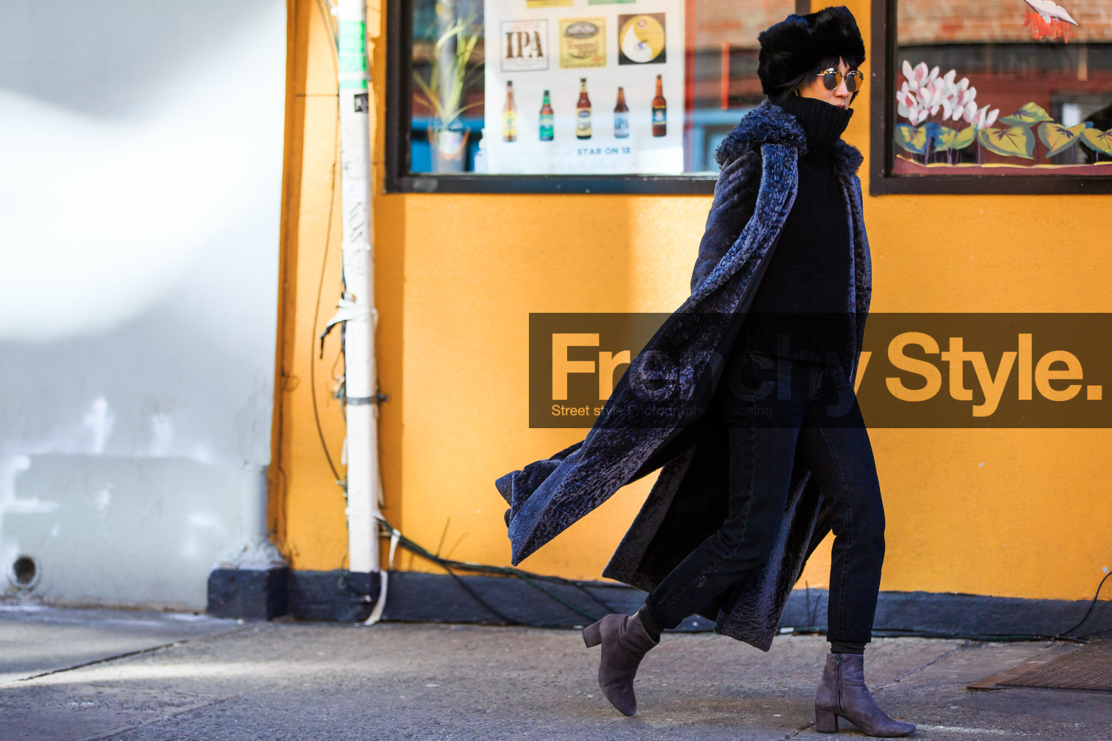 atmosphere details, AUTUMN WINTER 2016-2017, AW 16-17, black coat, black denim, black hat, black knit, chapka, denim pants, eva chen, fashion week, frenchystyle, full length, fur collar, fur hat, FW, FW 16-17, horizontal, jeans, jonathan paciullo, long coat, NEW YORK, NYFW, purple boots, purple coat, purple fur, street style, suede shoes, trousers, turtleneck sweater, woman