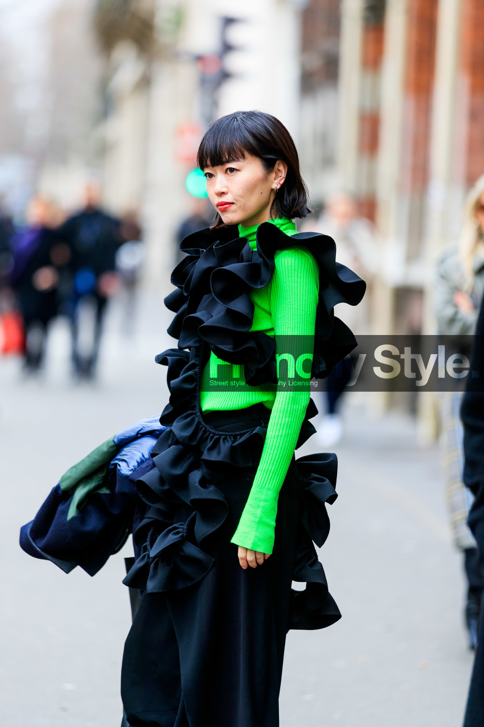 neon green pullover, turtleneck pullover, black top, ruffle top, sleeveless top, openwork top, fashion week, frenchystyle, FW, jonathan paciullo, street style, PFW, PARIS, vertical, atmosphere details, detail