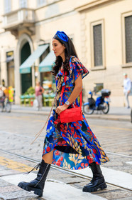 tamara kalinic, floral printed dress, blue dress, yellow dress, red dress, short sleeves dress, low necked dress, ruffle dress, black leather boots, laced boots, high boots, fashion week, frenchystyle, FW, jonathan paciullo, street style, MFW, MILAN, SPRING SUMMER 2020, SS 20