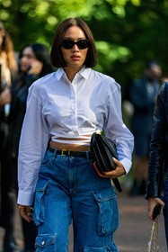bag, black belt, black sunglasses, blue denim, blue jean, crop shirt, denim, jean, leather bag, shirt, sunglasses, Tiffany Hsu, white shirt, street style, jonathan paciullo, FW, frenchystyle, fashion week, PFW, PARIS, SPRING SUMMER 2022, SS 22, vertical, atmosphere details