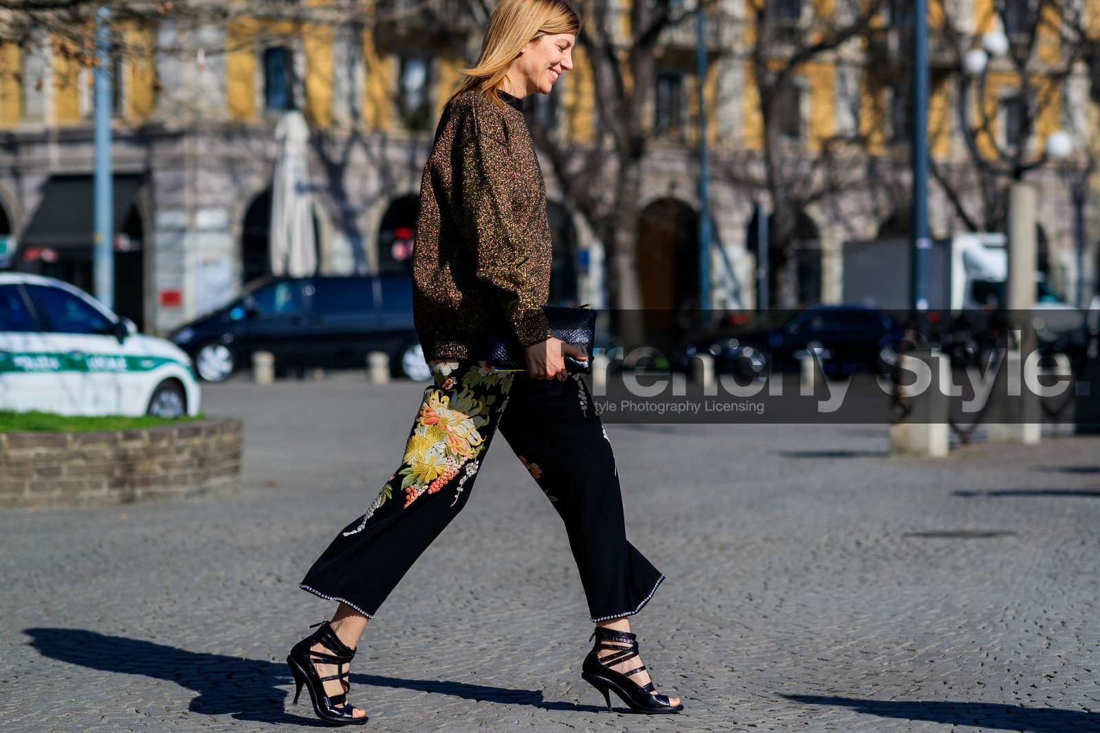 black bag, black pants, black shoes, brown jacket, embroidered pants, graphic jacket, high heels, leather bag, leather shoes, printed jacket, trousers, MILAN, MFW, fashion week, frenchystyle, FW, jonathan paciullo, street style, AUTUMN WINTER 2019-2020, AW 19-20, FALL WINTER 2019-2020, FW 19-20, atmosphere details, detail, horizontal