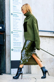 AUTUMN WINTER 2017-2018, AW 17-18, balw, black shoes, FALL WINTER 2017-2018, fashion week, frenchystyle, full length, FW, FW 17-18, glitter, green skirt, green sweater, hailey baldwin, high heels, jonathan paciullo, leather shoes, PARIS, PFW, sequined skirt, street style, vertical
