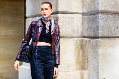 alexia bellini, atmosphere details, AUTUMN WINTER 2016-2017, AW 16-17, beige scarf, black bag, black pants, bordeaux, burgundy, detail, embroidered bag, eyeshadow, FALL WINTER 2016-2017, fashion week, frenchystyle, FW, FW 16-17, HAUTE COUTURE, high heels, horizontal, jonathan paciullo, leather bag, leather jacket, MENSWEAR, model, PARIS, PFW, printed scarf, pulled back hair, red jacket, skincare, street style, trousers, wet hair