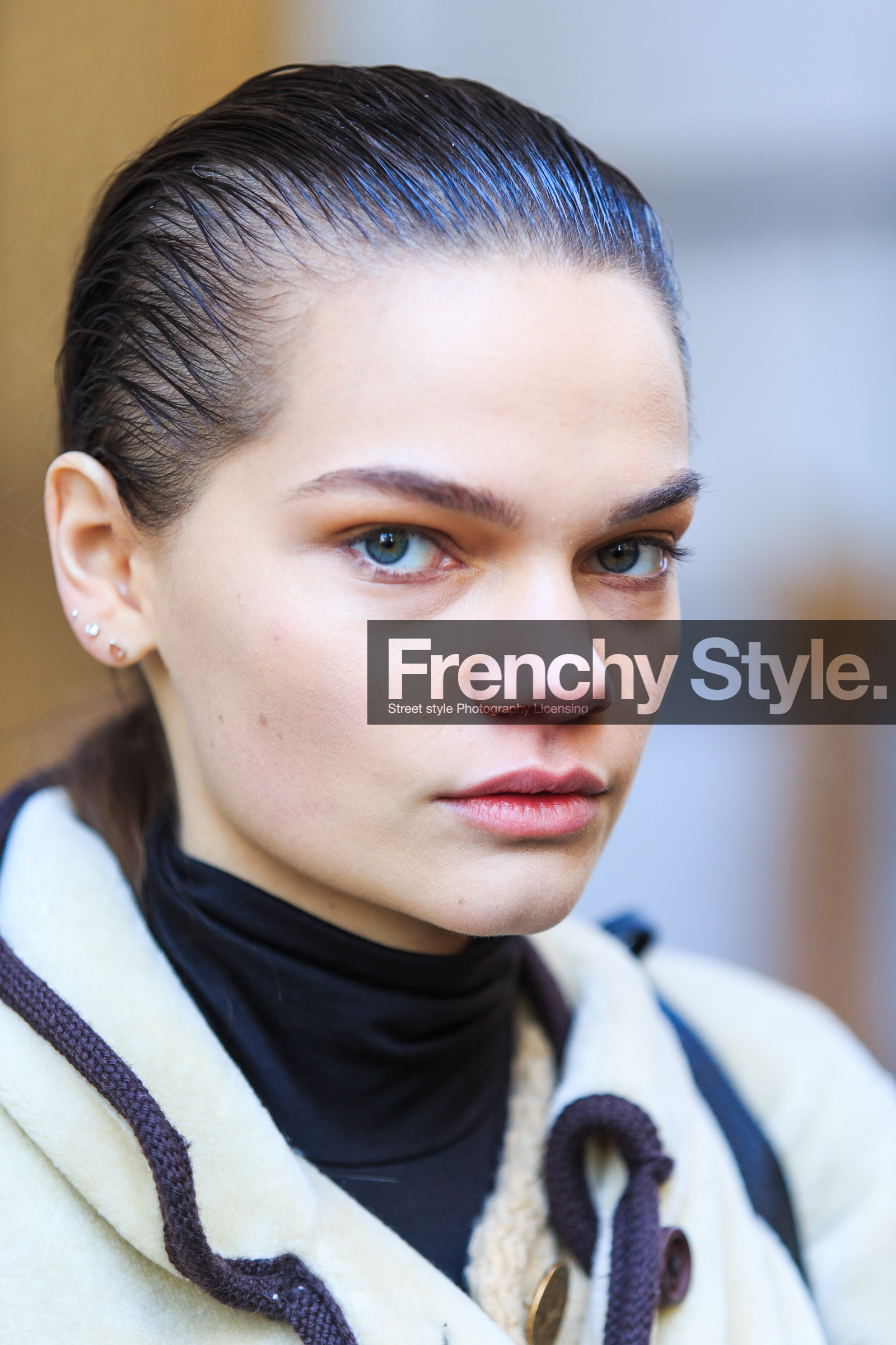 atmosphere details, AUTUMN WINTER 2016-2017, AW 16-17, black turtleneck, caitie greene, detail, fashion week, frenchystyle, FW, FW 16-17, jonathan paciullo, make up, model, natural, NEW YORK, NYFW, pulled back hair, skincare, street style, vertical, wet hair, woman