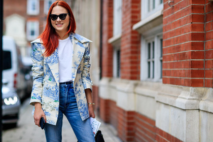 atmosphere details, blazer, blue denim, blue jacket, denim pants, detail, fashion week, frenchystyle, FW, horizontal, jeans, jonathan paciullo, LFW, LONDON, printed jacket, red head, SPRING SUMMER 2018, SS 18, street style, trousers, white jacket, white t shirt
