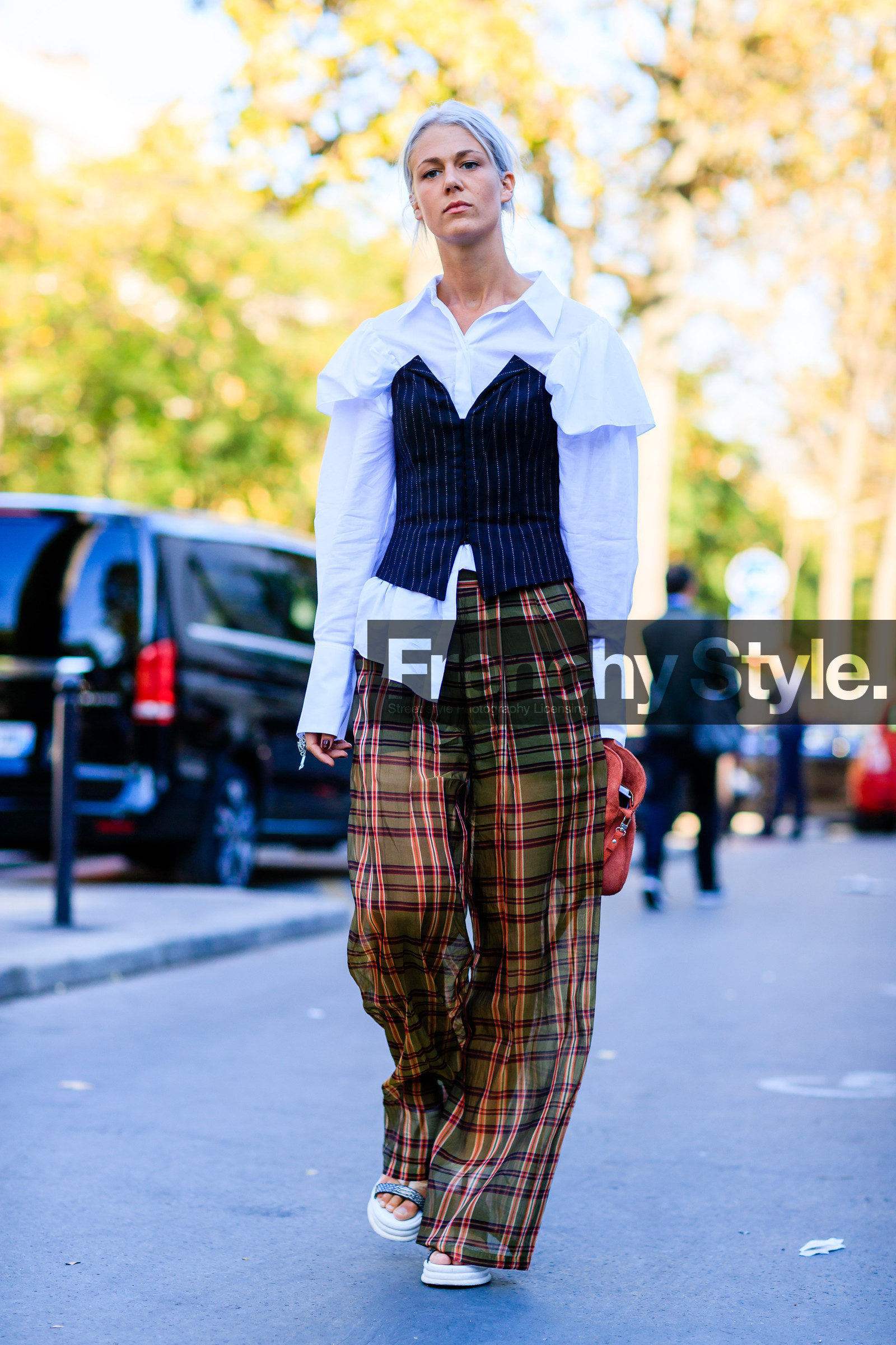 black top, bustier top, checked pants, dyed hair, fashion week, frenchystyle, full length, FW, graphic pants, green pants, grey hair, jonathan paciullo, leather shoes, PARIS, PFW, plaid, printed pants, SPRING SUMMER 2017, SS 17, street style, tartan, trousers, tucked in, vertical, white shirt, Zoë Hordies