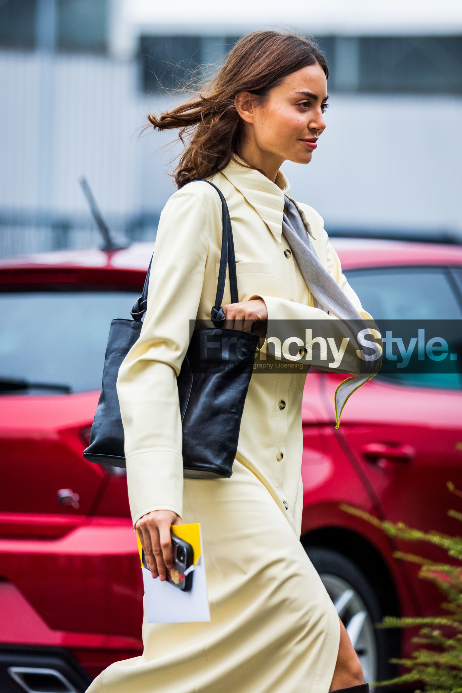 bag, black bag, Clara Aparicio, dress, grey scarf, leather bag, long dress, pastel, scarf, shirt dress, yellow dress, PARIS, PFW, fashion week, frenchystyle, FW, jonathan paciullo, street style, SPRING SUMMER 2022, SS 22, vertical, atmosphere details