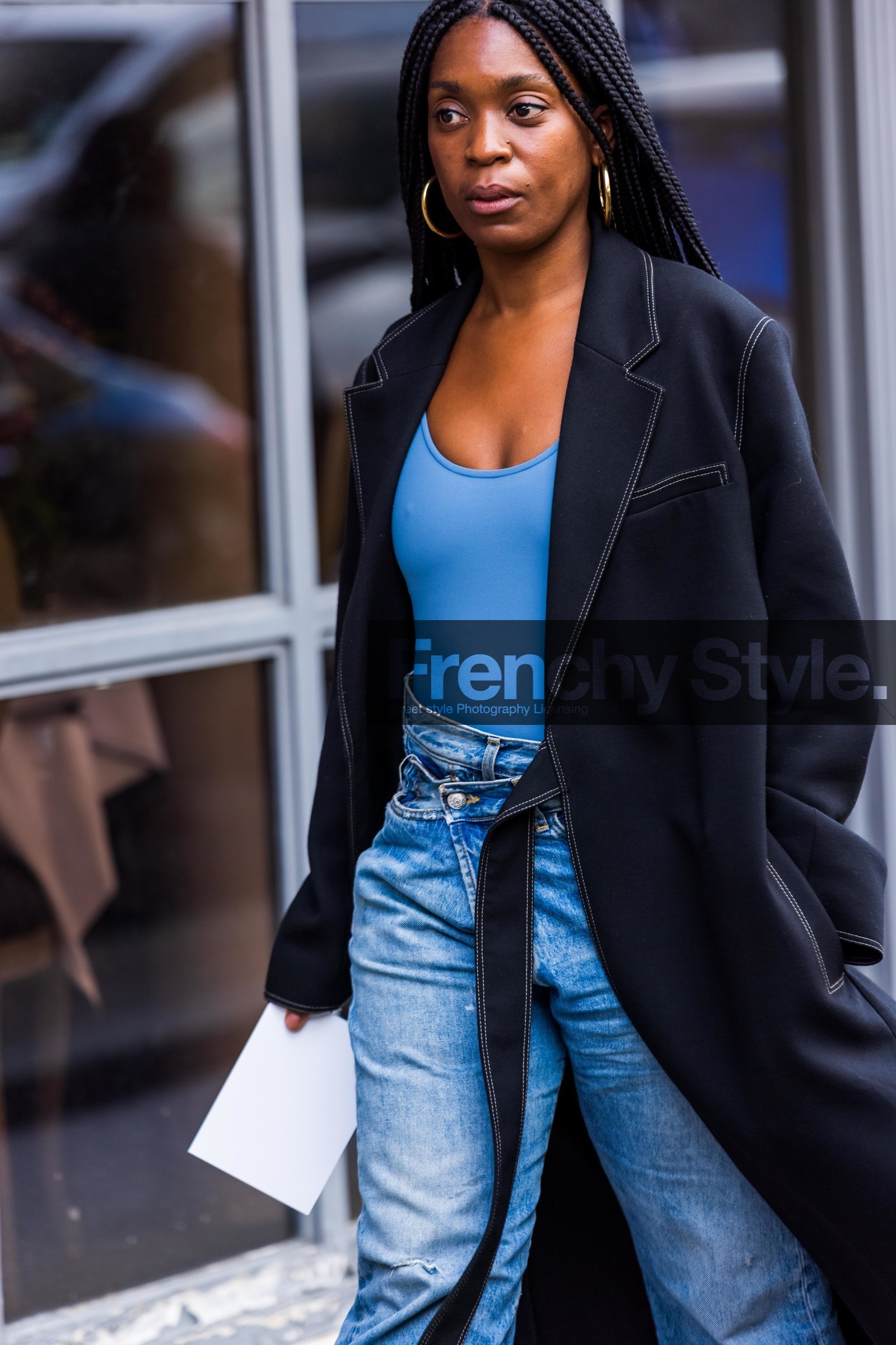 black coat, blue denim, blue jean, blue top, coat, denim, jean, Rajni Lucienne Jacques, hoops, gold hoops, double waist, fashion week, frenchystyle, FW, jonathan paciullo, street style, PFW, PARIS, SPRING SUMMER 2022, SS 22, vertical, atmosphere details