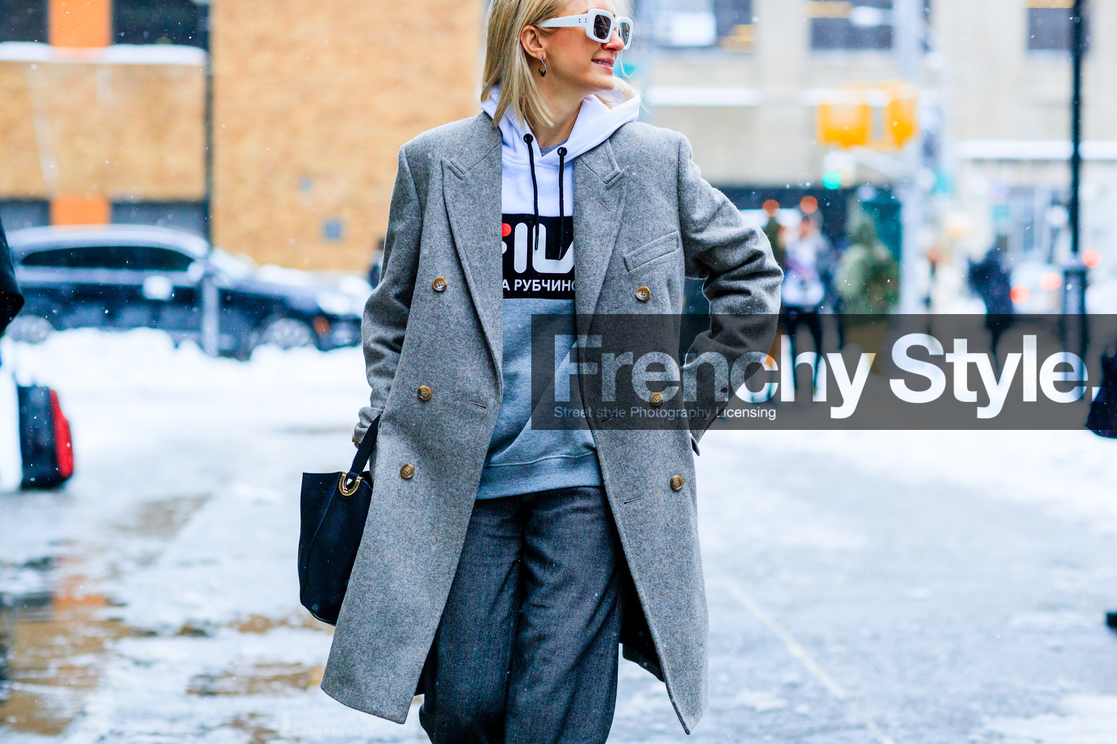 atmosphere details, AUTUMN WINTER 2017-2018, AW 17-18, black bag, detail, FALL WINTER 2017-2018, fashion week, fila, frenchystyle, FW, FW 17-18, gosha rubchinskiy, grey coat, grey pants, grey sweater, hoodie, horizontal, jonathan paciullo, leather bag, NEW YORK, NYFW, street style, sunglasses, trousers