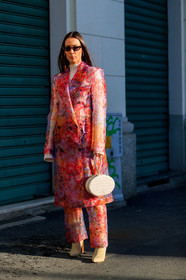 alice & j.s, beige boots, floral, flowers, graphic jacket, leather bag, leather shoes, pink coat, pink pants, printed jacket, sunglasses, trousers, white bag, MILAN, MFW, fashion week, frenchystyle, FW, jonathan paciullo, street style, AUTUMN WINTER 2019-2020, AW 19-20, FALL WINTER 2019-2020, FW 19-20, vertical, full length