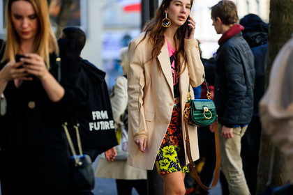 beige jacket, blazer, chloé, earrings, estelle pigault, fendi, floral, flowers, graphic skirt, green bag, leather bag, multicolor skirt, printed skirt, fashion week, frenchystyle, FW, jonathan paciullo, street style, PFW, PARIS, AUTUMN WINTER 2019-2020, AW 19-20, FALL WINTER 2019-2020, FW 19-20, horizontal, atmosphere details, detail