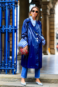 balenciaga, blue coat, blue denim, blue shirt, denim pants, earrings, fashion week, frenchystyle, full length, FW, geometric, graphic bag, graphic shirt, high heels, jeans, jonathan paciullo, leather bag, leather coat, leather shoes, LFW, loewe, LONDON, polka dot, printed bag, printed shirt, printed shoes, raincoat, red bag, SPRING SUMMER 2018, SS 18, street style, striped shirt, tartan, trousers, vertical, white shoes