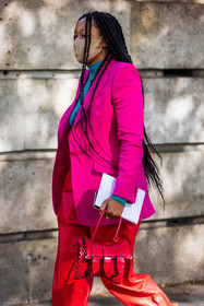 bag, blazer, blue crop top, color, crop top, facial mask, fluo pink blazer, leather bag, pants, pink blazer, red bag, red pants, Shiona Turini, street style, jonathan paciullo, FW, frenchystyle, fashion week, PFW, PARIS, SPRING SUMMER 2022, SS 22, vertical, atmosphere details