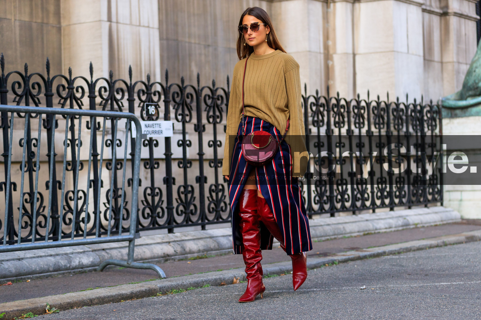 atmosphere details, beige sweater, blue skirt, bordeaux, burgundy, chloé, fashion week, frenchystyle, full length, FW, graphic skirt, high heels, horizontal, jonathan paciullo, leather bag, leather shoes, PARIS, PFW, printed skirt, red bag, red shoes, SPRING SUMMER 2018, SS 18, street style, striped skirt, sunglasses, julia haghjoo