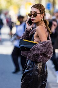 bag, black bag, black jumpsuit, brown cardigan, cardigan, cateye sunglasses, earrings, gold earrings, jumpsuit, leather jumpsuit, Rosana Lai, sunglasses, tortoise sunglasses, street style, jonathan paciullo, FW, frenchystyle, fashion week, PFW, PARIS, SPRING SUMMER 2022, SS 22, vertical, atmosphere details