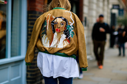 atmosphere details, back detail, beige, beige jacket, bomber jacket, detail, drawings, embroidered jacket, embroideries, fashion week, frenchystyle, FW, glitter, horizontal, jonathan paciullo, LFW, LONDON, sequined jacket, SPRING SUMMER 2017, SS 17, street style, white shirt, woman
