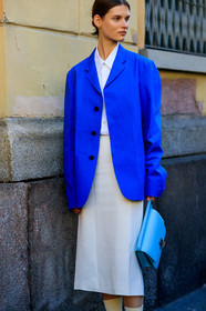 blazer, blue bag, blue jacket, Giedrė Dukauskaitė, leather bag, model, white shirt, white shoes, white skirt, MILAN, MFW, fashion week, frenchystyle, FW, jonathan paciullo, street style, AUTUMN WINTER 2019-2020, AW 19-20, FALL WINTER 2019-2020, FW 19-20, vertical, full length