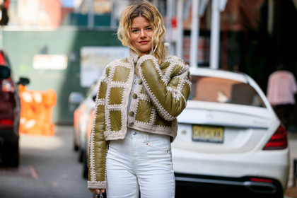 sabina socol, kaki jacket, patchwork jacket, polish jacket, vinyl jacket, light pink jacket, cropped jacket, white jeans, fashion week, frenchystyle, FW, jonathan paciullo, street style, AUTUMN WINTER 2020-2021, FALL WINTER 2020-2021, FW 20-21, horizontal, atmosphere details, detail, NYFW, NEW YORK