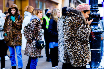 atmosphere details, AUTUMN WINTER 2017-2018, AW 17-18, brown coat, detail, FALL WINTER 2017-2018, fashion week, frenchystyle, fur jacket, FW, FW 17-18, horizontal, jonathan paciullo, leather bag, leopard print, NEW YORK, NYFW, printed coat, street style, tamu mcpherson, trousers