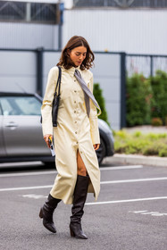 bag, black bag, black boots, boots, Clara Aparicio, dress, grey scarf, high boots, leather bag, long dress, pastel, scarf, shirt dress, yellow dress, PARIS, PFW, fashion week, frenchystyle, FW, jonathan paciullo, street style, SPRING SUMMER 2022, SS 22, vertical, full length