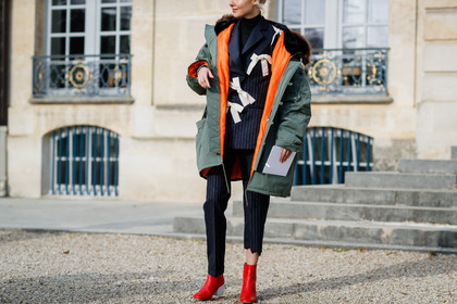 bow, brown fur, graphic suit, green coat, hood, leather shoes, navy jacket, navy pants, navy suit, parka, printed jacket, printed pants, printed suit, red lips, striped jacket, striped pants, striped suit, trousers, fashion week, frenchystyle, FW, jonathan paciullo, street style, PFW, PARIS, SPRING SUMMER 2017, SS 17, HAUTE COUTURE, atmosphere details, detail, horizontal, olga karput
