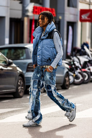 bear, bleach jean, blue jacket, blue knit, blue puffer, chain bracelet, denim, dsquared, jacket, jean, knit, menswear, patchwork, puffer, silver bracelet, silver sneakers, sleveless jacket, sleveless puffer, fashion week, frenchystyle, FW, jonathan paciullo, street style, PFW, PARIS, SPRING SUMMER 2022, SS 22, vertical, full length