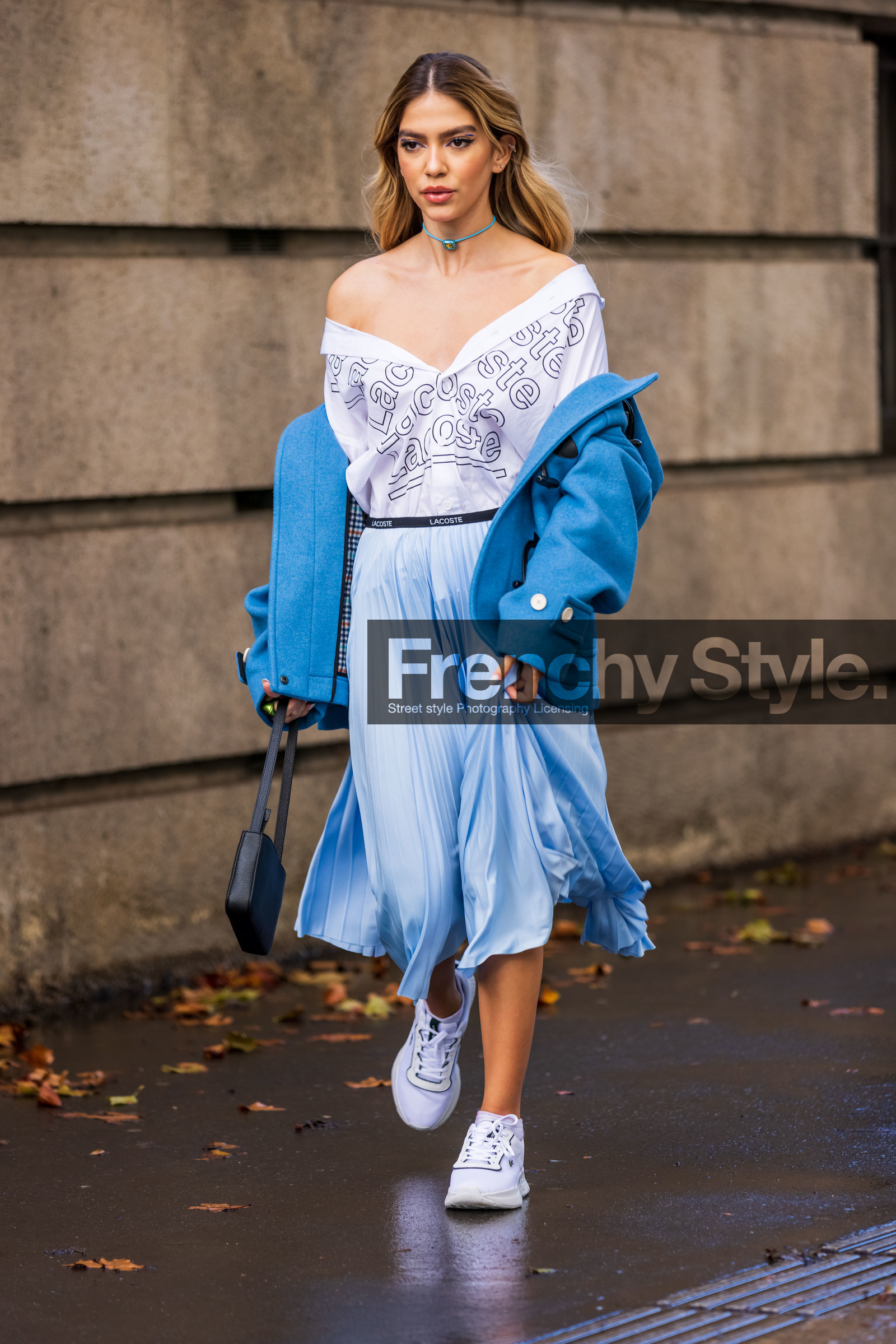 bag, black bag, blue coat, blue skirt, choker, coat, lacoste look, off shoulder top, pastel, pleated skirt, silk skirt, skirt, sneakers, white sneakers, white top, lacoste, fashion week, frenchystyle, FW, jonathan paciullo, street style, PFW, PARIS, SPRING SUMMER 2022, SS 22, vertical, full length