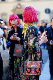 Ami and Aya Suzuki, choker, dyed hair, etro, graphic bag, graphic jacket, leather bag, multicolor bag, multicolor jacket, pink hair, printed bag, printed jacket, red lips, rings, sunglasses, yellow scarf, MILAN, MFW, fashion week, frenchystyle, FW, jonathan paciullo, street style, AUTUMN WINTER 2019-2020, AW 19-20, FALL WINTER 2019-2020, FW 19-20, vertical, atmosphere details, detail