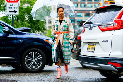 beige coat, checked, fishnet, graphic jacket, high heels, leather shoes, orange belt, plaid, printed jacket, red boots, tamu mcpherson, tartan, trench coat, umbrella, street style, jonathan paciullo, FW, frenchystyle, fashion week, NYFW, NEW YORK, SPRING SUMMER 2019, SS 19, atmosphere details, horizontal, full length