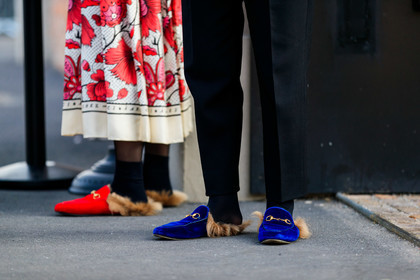 floral, flowers, fur shoes, graphic skirt, gucci, leather shoes, loafers, printed skirt, red shoes, white skirt, fashion week, frenchystyle, FW, jonathan paciullo, street style, MFW, MILAN, AUTUMN WINTER 2019-2020, AW 19-20, FALL WINTER 2019-2020, FW 19-20, atmosphere details, detail, horizontal