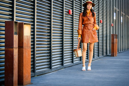 basket, camel bag, camel jacket, high heels, jiyoung kim, leather bag, leather coat, leather jacket, leather shoes, straw hat, white shoes, fashion week, frenchystyle, FW, jonathan paciullo, street style, MFW, MILAN, AUTUMN WINTER 2019-2020, AW 19-20, FALL WINTER 2019-2020, FW 19-20, atmosphere details, full length, horizontal