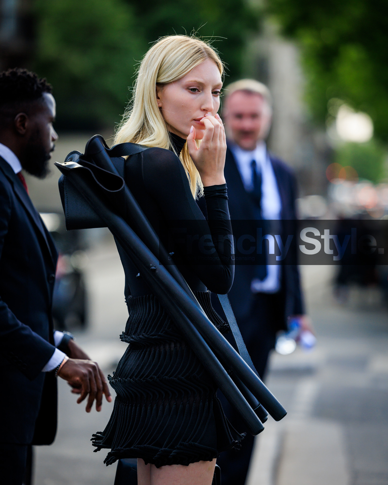 fashion week, frenchystyle, FW, jonathan paciullo, street style, PFW, PARIS, AUTUMN WINTER 2023-2024, FALL WINTER 2023-2024, FW 23-24, HAUTE COUTURE, vertical, atmosphere details, detail