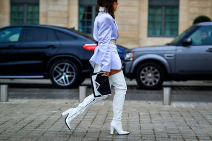 black and white bag, black bag, blue jacket, high boots, high heels, leather bag, leather belt, leather shoes, white belt, white boots, fashion week, frenchystyle, FW, jonathan paciullo, street style, PFW, PARIS, SPRING SUMMER 2017, SS 17, HAUTE COUTURE, atmosphere details, detail, horizontal