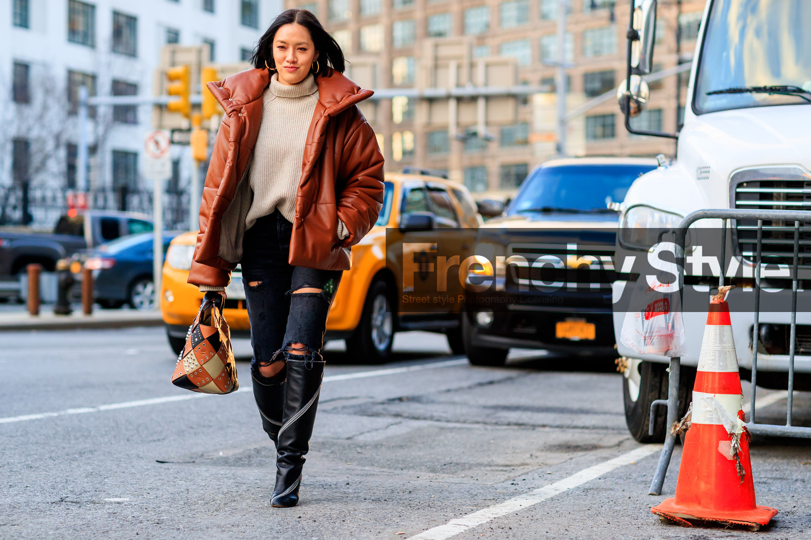 beige sweater, black denim, black shoes, brown bag, brown jacket, checked bag, denim pants, down jacket, graphic bag, high boots, high heels, jeans, leather bag, leather jacket, leather shoes, patchwork, printed bag, ripped pants, studs, trousers, zip, street style, jonathan paciullo, FW, frenchystyle, fashion week, NYFW, NEW YORK, AUTUMN WINTER 2018-2019, AW 18-19, FALL WINTER 2018-2019, FW 18-19, atmosphere details, horizontal, full length, Tiffany Hsu, lisa aiken