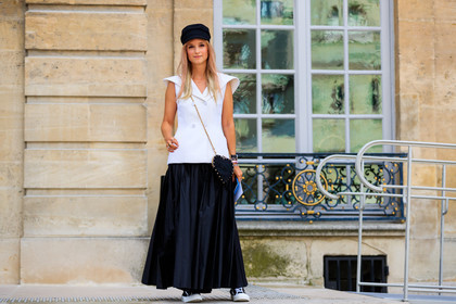 atmosphere details, black bag, black cap, black shoes, black skirt, black sneakers, Charlotte Groeneveld, christian dior, detail, fashion week, frenchystyle, FW, graphic bag, horizontal, jonathan paciullo, leather bag, leather shoes, PARIS, PFW, printed bag, sleeveless, SPRING SUMMER 2018, SS 18, street style, studs, white jacket