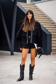 bag, black boots, black jacket, black santiags, black scarf, black skirt, boots, fringes, hermes bag, jacket, kelly bag, Leia Sfez, mini bag, mini skirt, santiags, scarf, skirt, street style, jonathan paciullo, FW, frenchystyle, fashion week, PFW, PARIS, SPRING SUMMER 2022, SS 22, vertical, full length